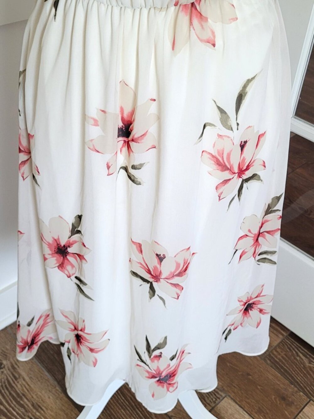 Lily Flower Chiffon Dress - Picture 4 of 6